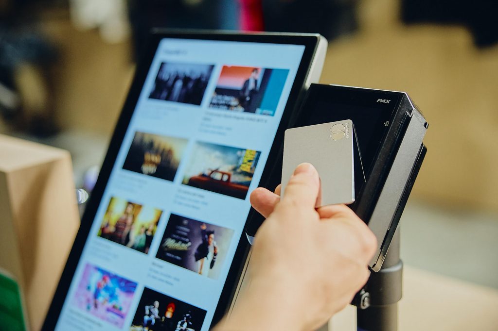 Brezstično plačilo vstopnic